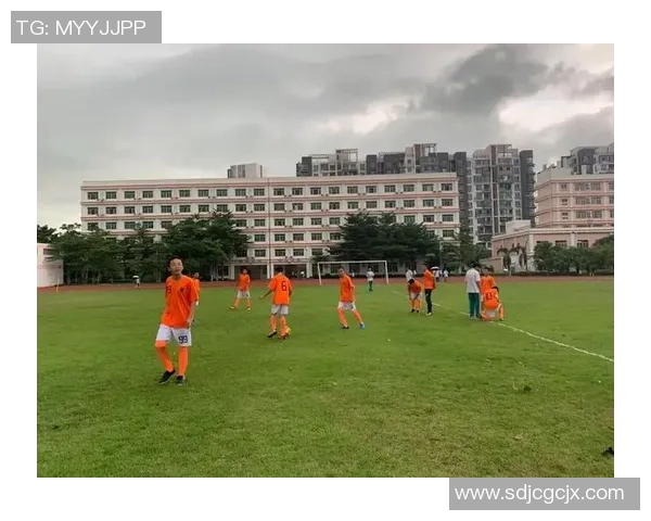 重庆篮球队创下速度新纪录引发热议全队士气高涨奋勇争先